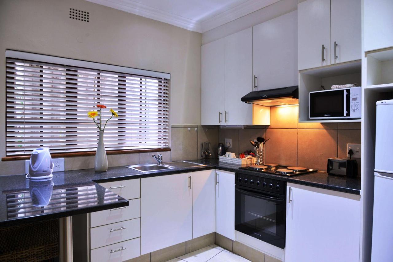 Rivonia Premier Lodge Johannesburg Esterno foto